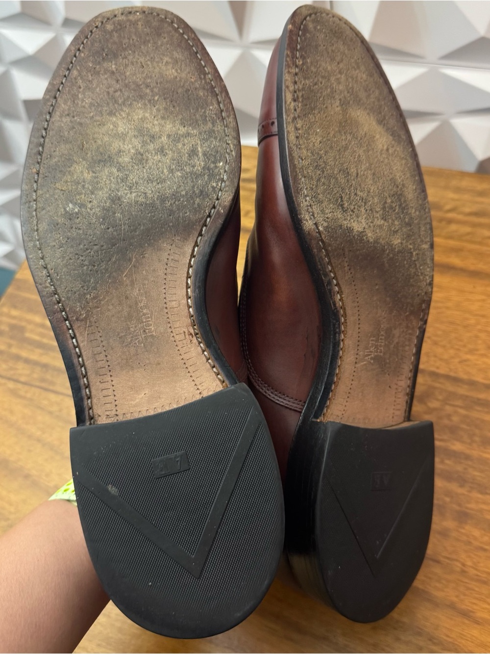 Allen Edmonds Brown Cap-Toe Oxfords Size 10 - Picture 4 of 8
